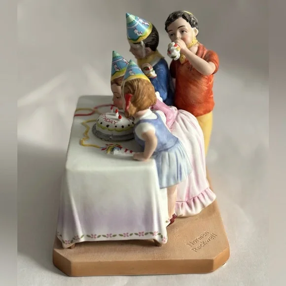 Vintage Norman Rockwell “The Birthday Party” Figurine - Picture 3 of 9